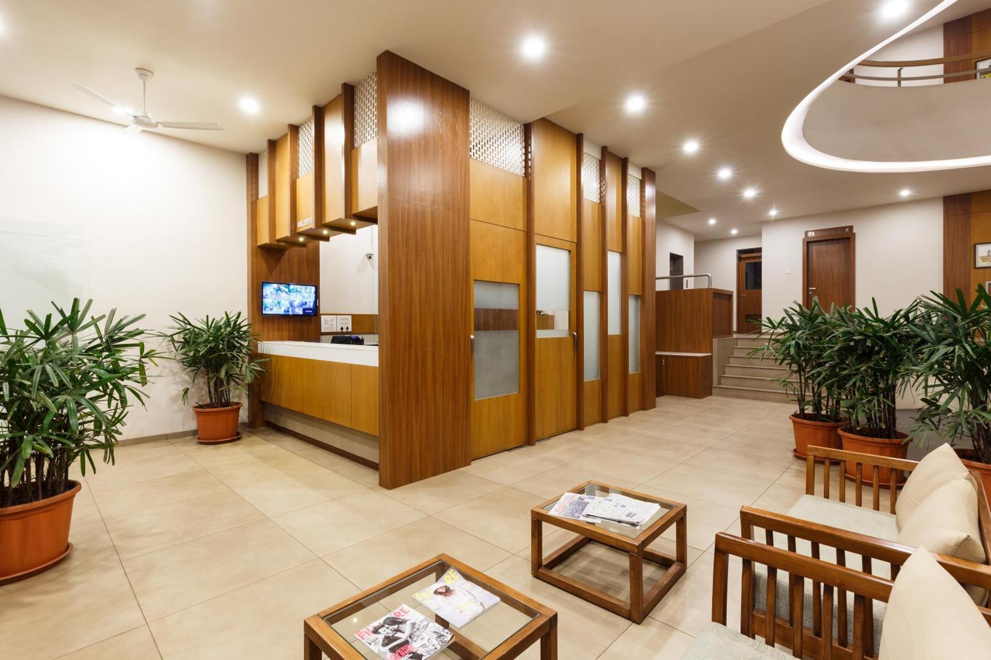 Hotel Classic Mid Town, Kolhapur Exterior foto