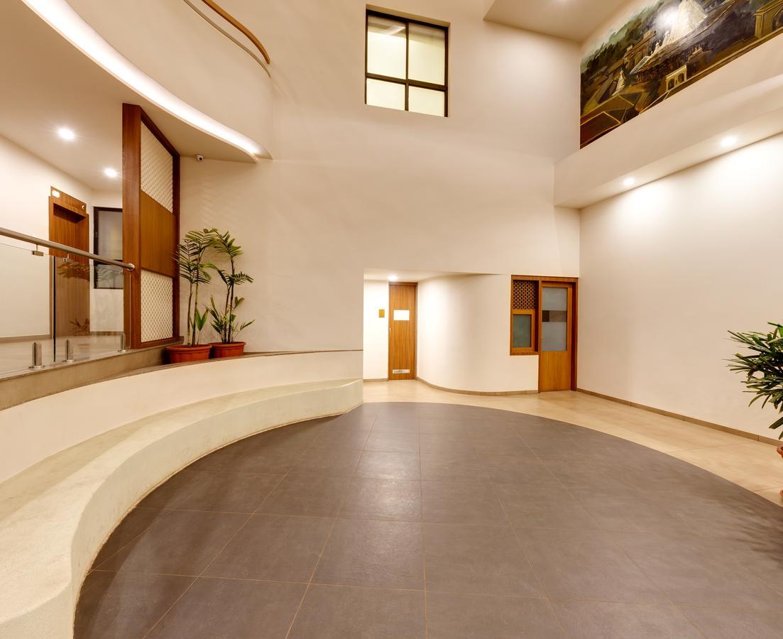 Hotel Classic Mid Town, Kolhapur Exterior foto